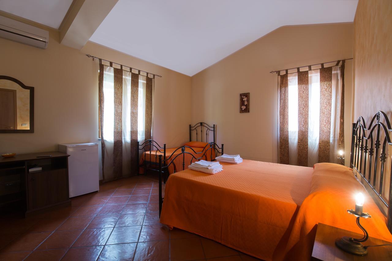 Turismo Rurale Il Sole Sant'Angelo di Brolo Quarto foto